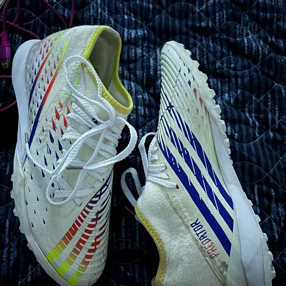 Adidas mens Predator soccer cleats size 7.5 - Picture 2 of 7